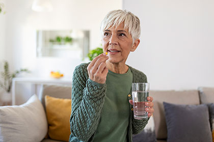 taking-supplements