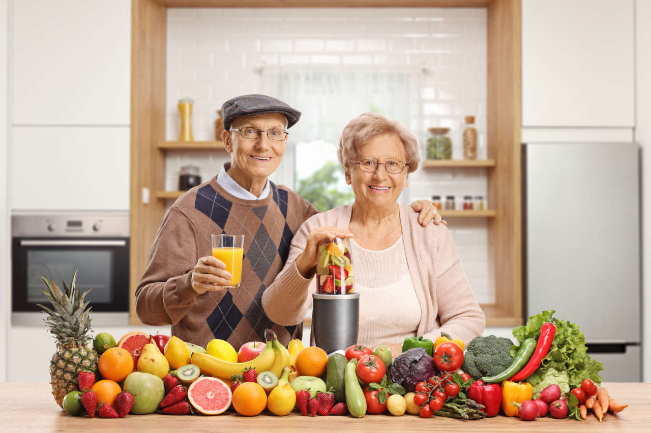 seniors-juicing