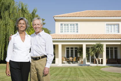 senior-couple-home